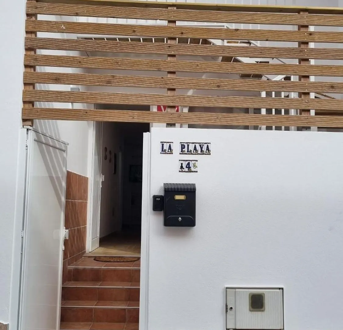 B-Rent Central Digital Zen 2 Rooms كوراليهو 0*,  إسبانيا
