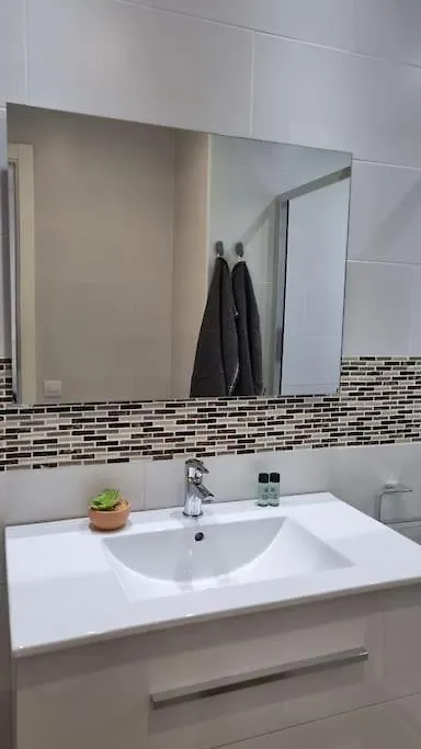 B-Rent Central Digital Zen 2 Rooms كوراليهو